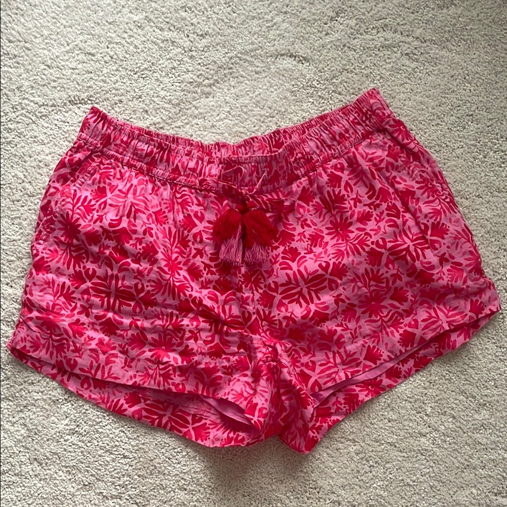 Vineyard Vines shorts